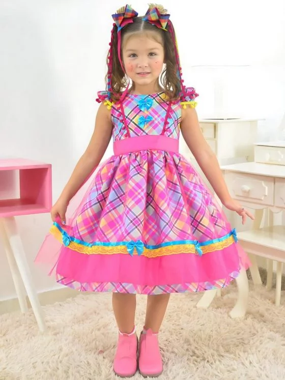 Tendências de Vestidos para Festas Juninas: Modelos para sua pequena arrasar na quadrilha em 2024