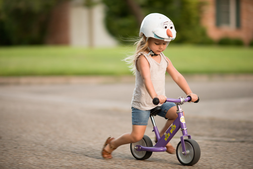 Bicicleta de equilíbrio como presente para menina de 4 anos