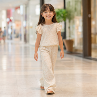 Vestido infantil para culto: conforto e elegância