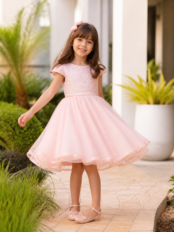 Moda infantil feminina no Jardim Planalto, Goiânia: vestidos e looks para ocasiões especiais