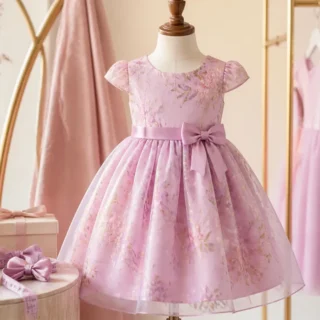 Look infantil feminino para aniversário no Vila Itatiaia, Goiânia: ideias com conforto