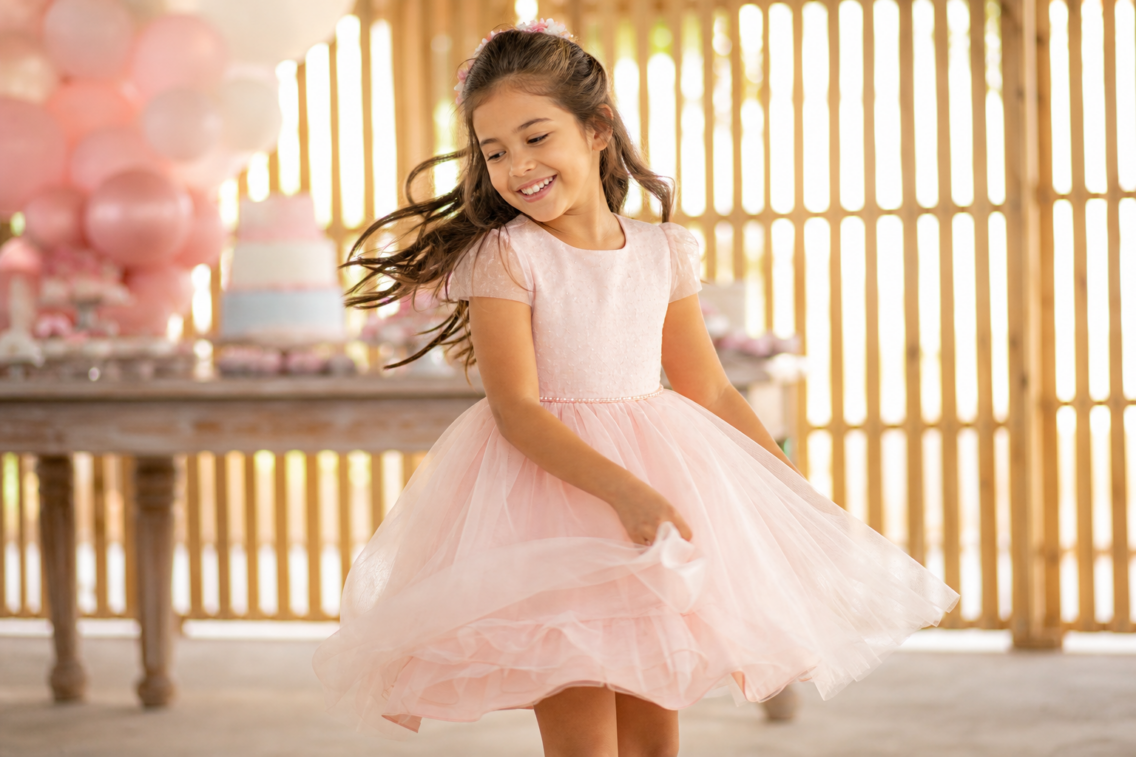 Vestido infantil para festa em Alvorada do Norte: conforto, tamanho e escolha do modelo