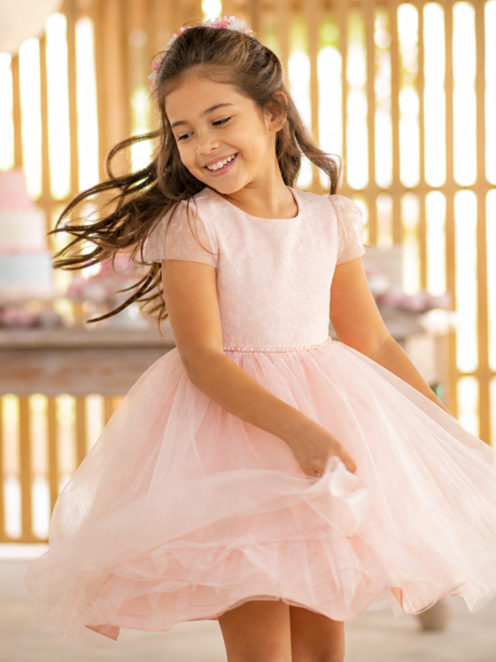 Vestido infantil para festa em Alvorada do Norte: conforto, tamanho e escolha do modelo