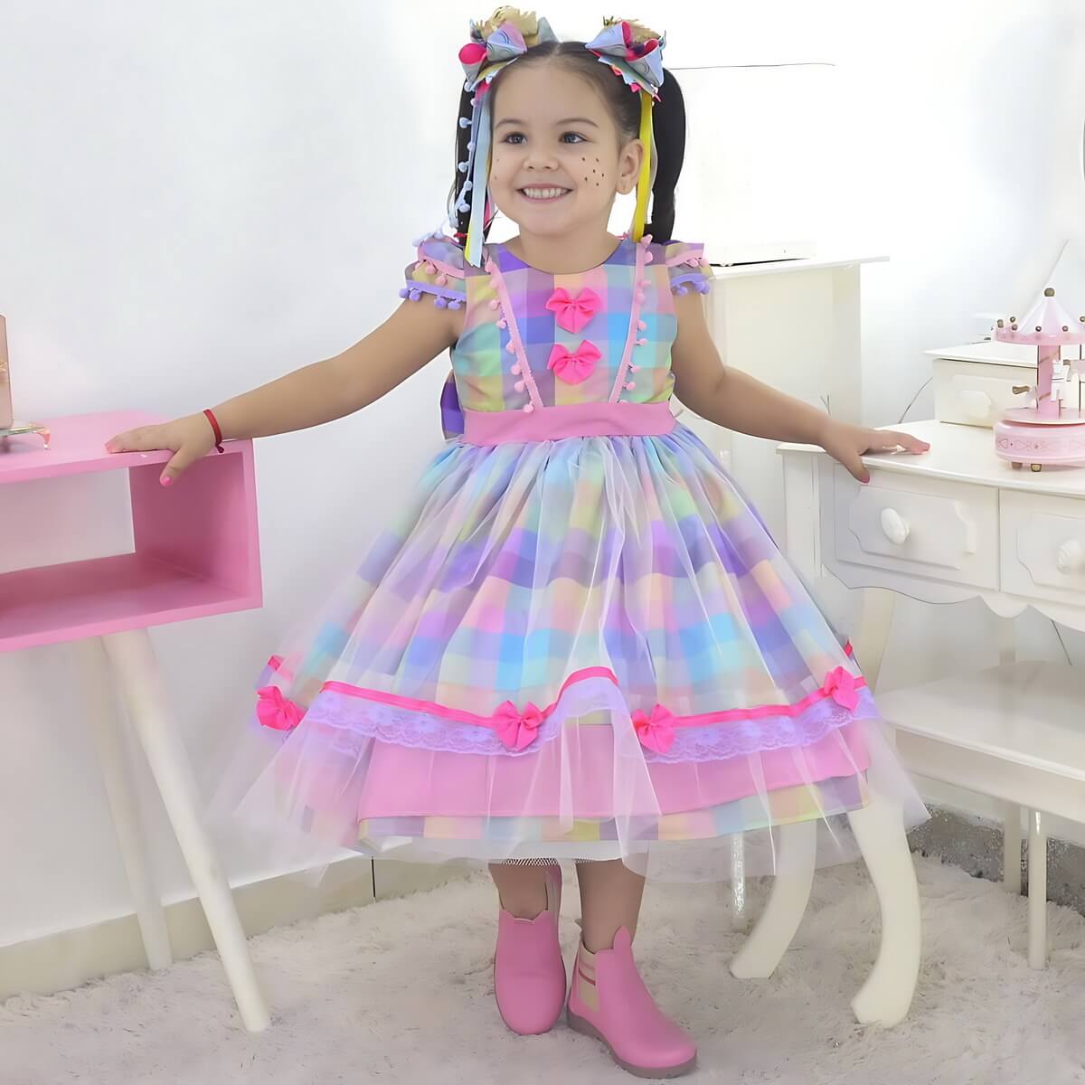 Vestido infantil de festa vendido na Moderna Meninas para referência de look no Jardim Mont Serrat