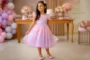Vestido infantil para aniversário em Caçu: guia de escolha por idade, tecido e ocasião