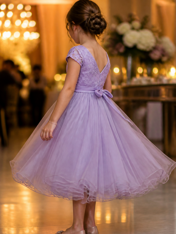 Vestido infantil para casamento à noite: como escolher com elegância e conforto