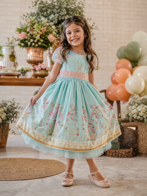 Vestido infantil para festa em Mambaí: conforto, tamanho e escolha do modelo