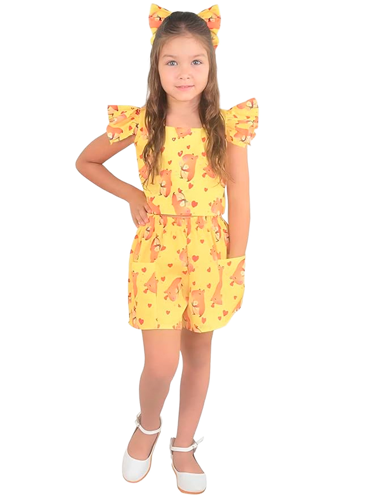 Conjunto infantil feminino amarelo de blusa e short para passeio em Palminópolis