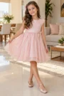 Moda infantil feminina no Jardim Bela Vista, Goiânia: vestidos e looks para ocasiões especiais