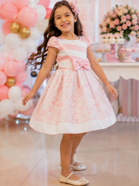 Vestido infantil para aniversário em São Francisco de Goiás: como escolher
