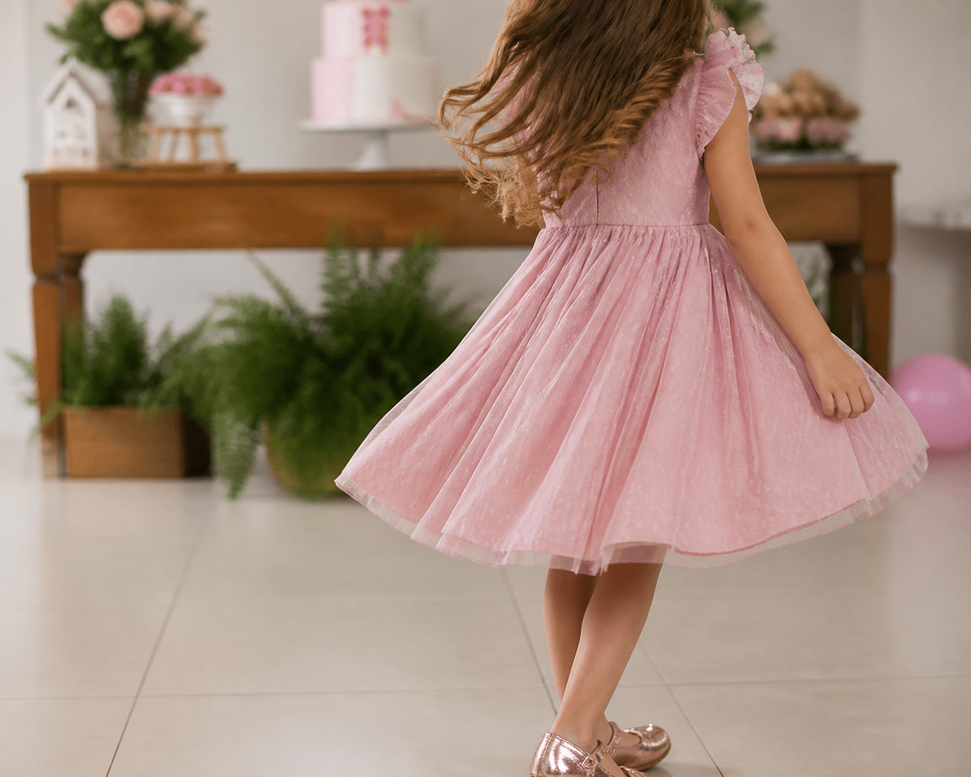 Vestido infantil para festa em Faina: conforto e escolha