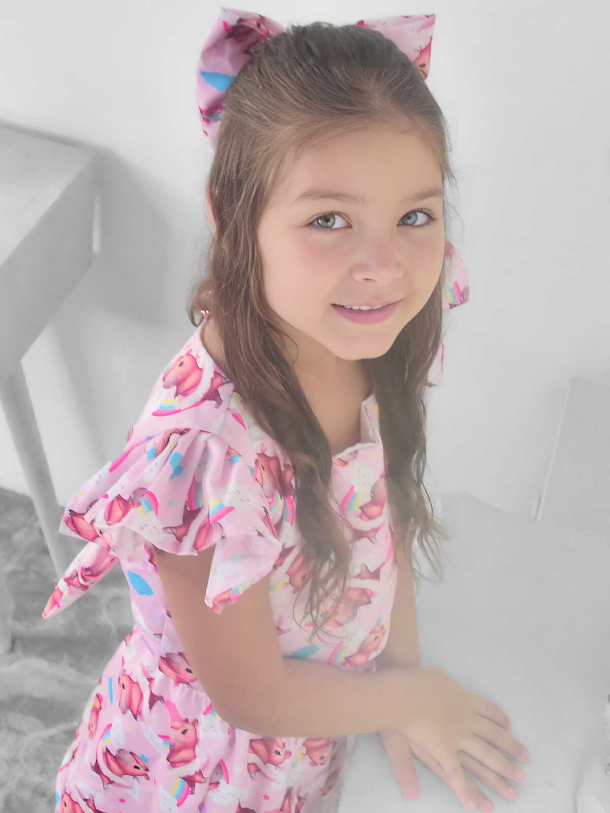 Outra vista de conjunto infantil feminino para meninas