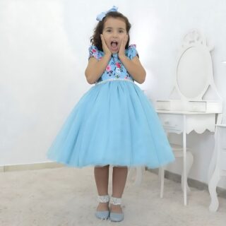 Conjunto infantil para passeio no calor: proteção solar, tecido e movimento