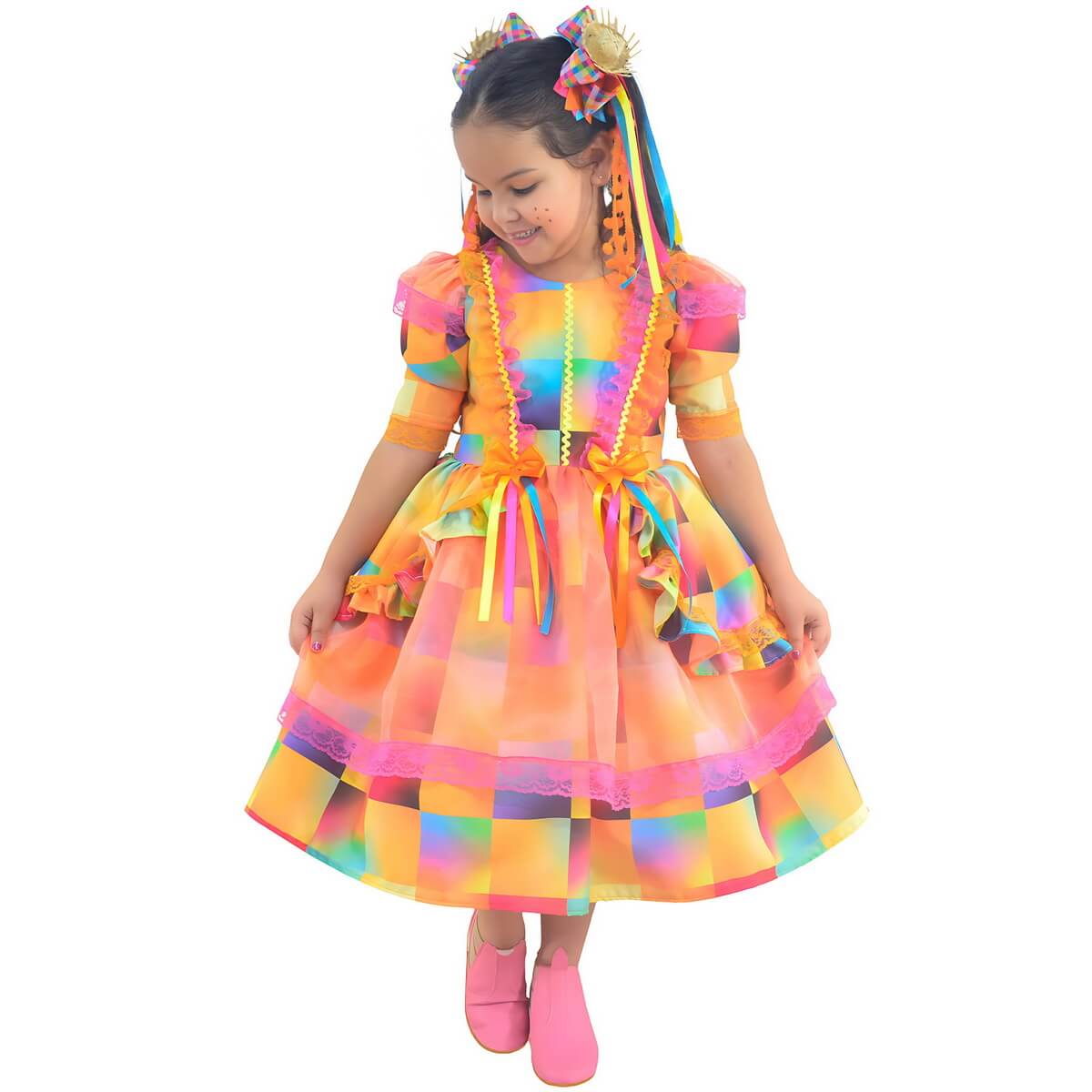 Vestido infantil xadrez laranja visto em outro ângulo para avaliar caimento e detalhes